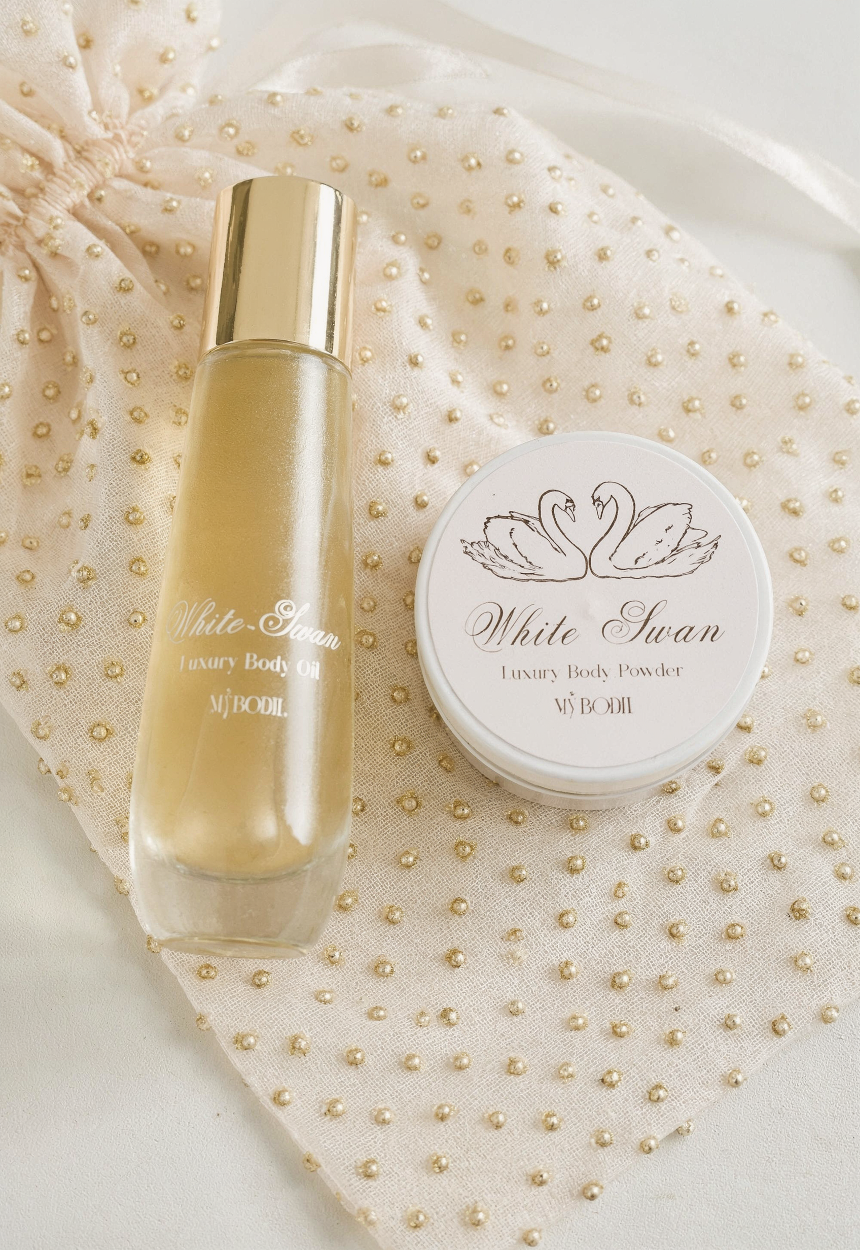 White swan